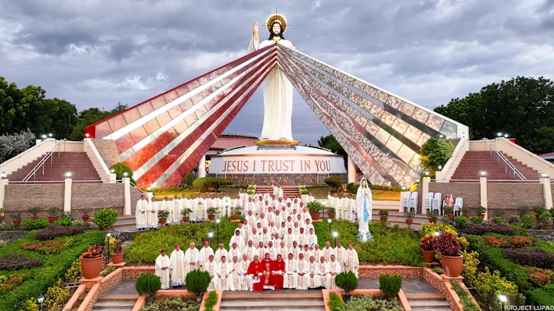 Philippines tái dâng hiến đất nước cho Lòng Chúa Thương Xót